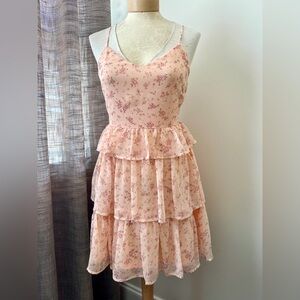 Altar’d State Peachy Pink Floral Tiered Summer Dress M